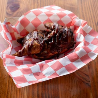 1/2 Smoked Chicken + Choice of 1 Side