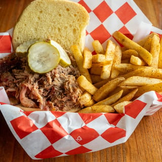 Pork Sandwich w/ Chips